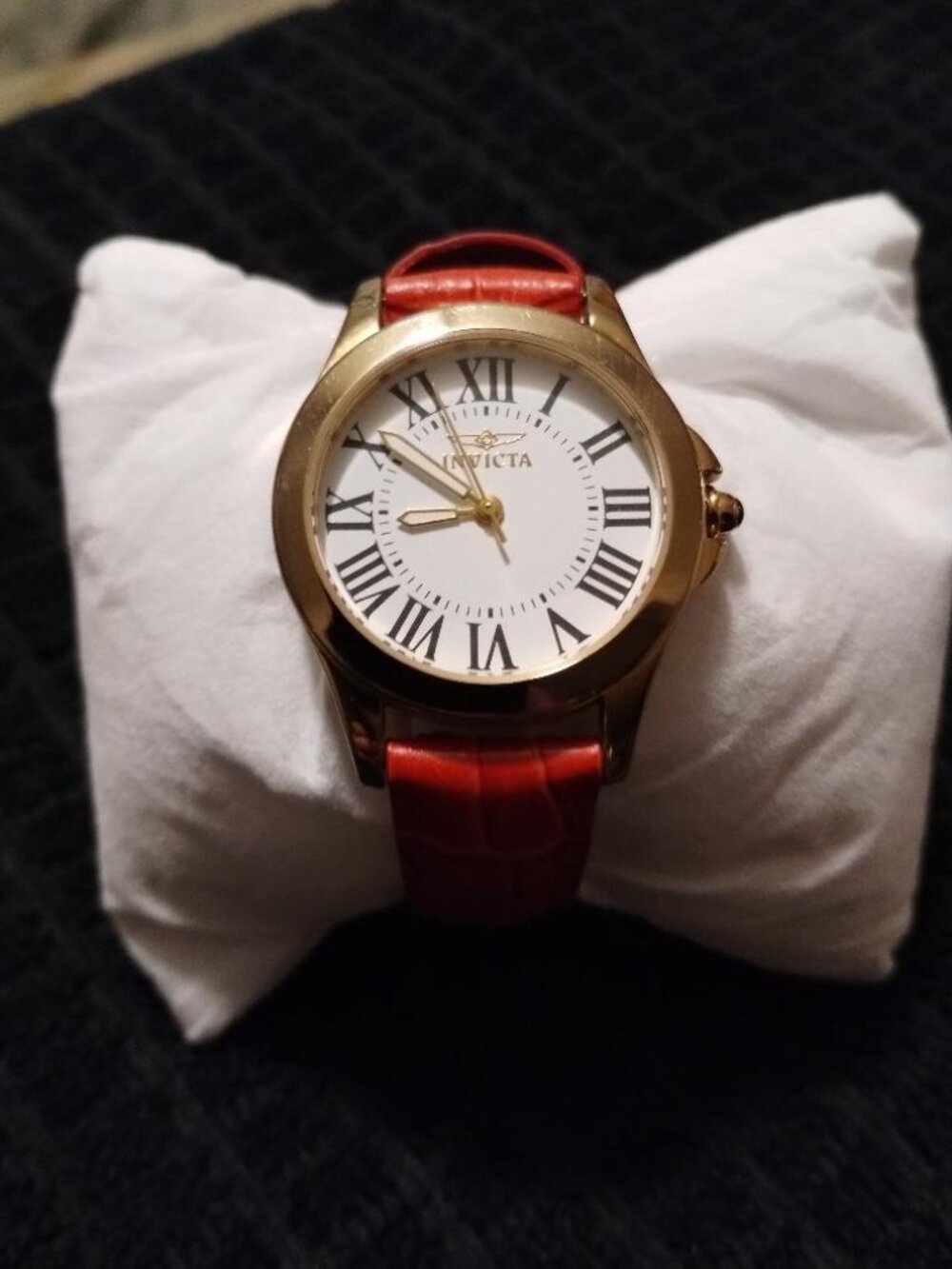 WOMENS INVICTA  ANGEL WRISTWATCH WITH QUARTZ MOVEMENT